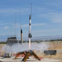 DYNASTAR Amarok -Rocket Model Toys 0936d5a38fec159b36a517026f492626.image .700x700