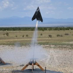 Night Fighter -Rocket Model Toys 618403d25e853c1686e75498d726234d.image .698x700